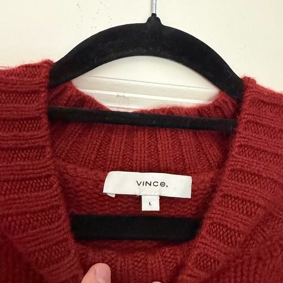 Vince Rich Red Cashmere Crew Neck Sweater - Picture 2 of 4